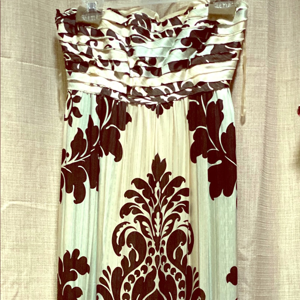 Stunning strapless silk maxi dress